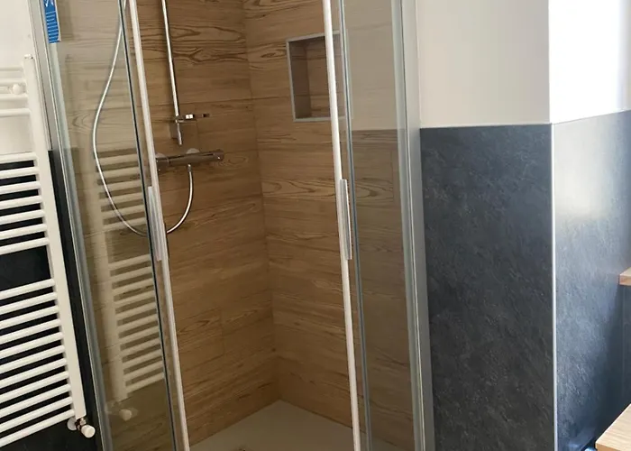 Ampio Bilocale Centro Апартаменты *